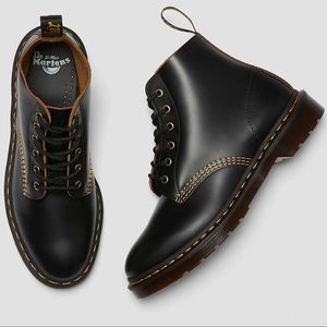 Dr. Martens 101 VINTAGE SMOOTH LEATHER ANKLE BOOTS